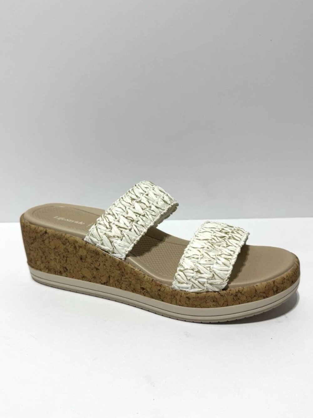 Bzees Womens Resort Sandals White Gold Size 8.5 M